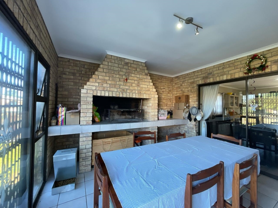 2 Bedroom Property for Sale in Noorsekloof Eastern Cape